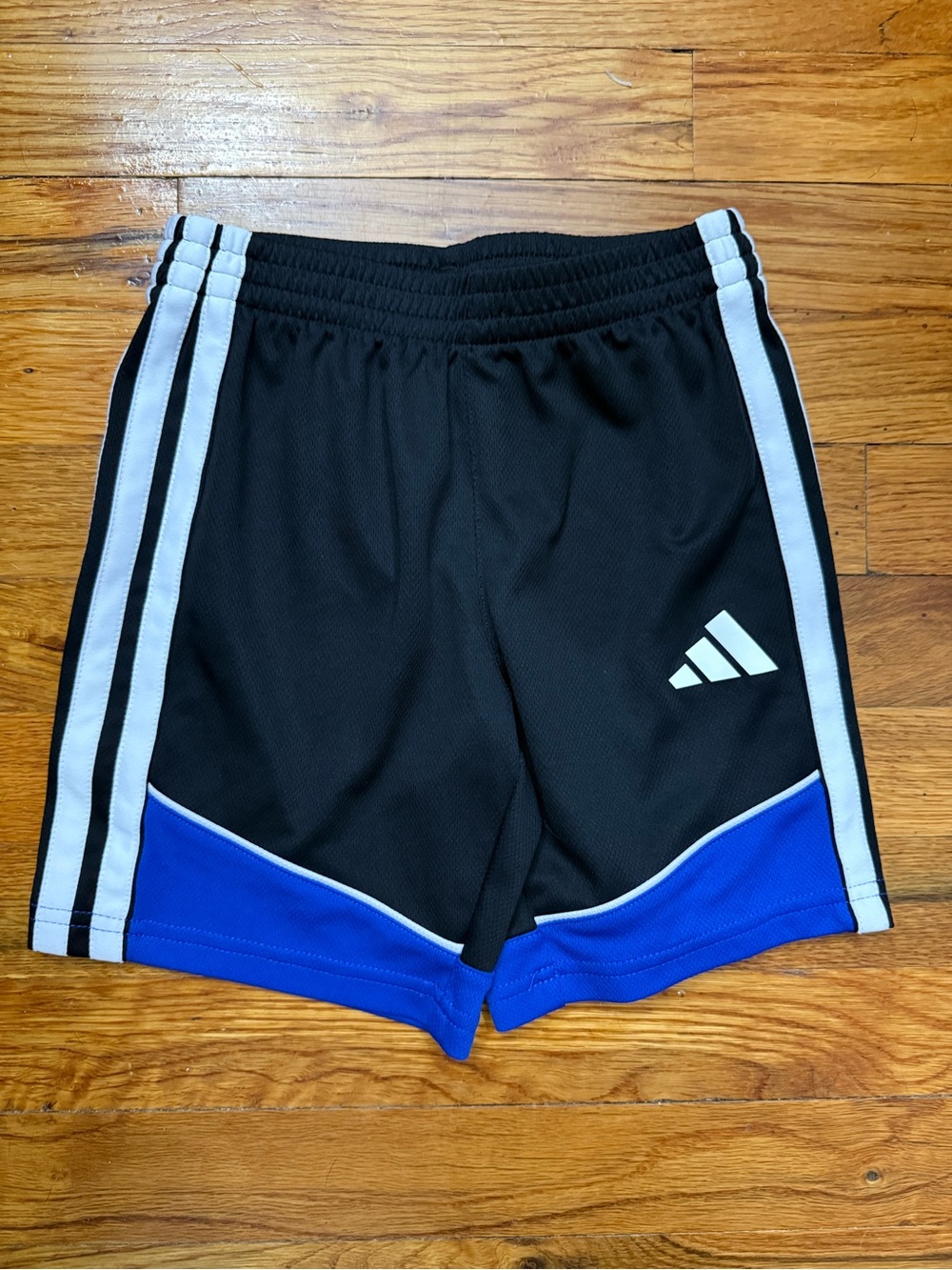 🖤💙 adidas Black Shorts with Blue and White Trim 🖤💙